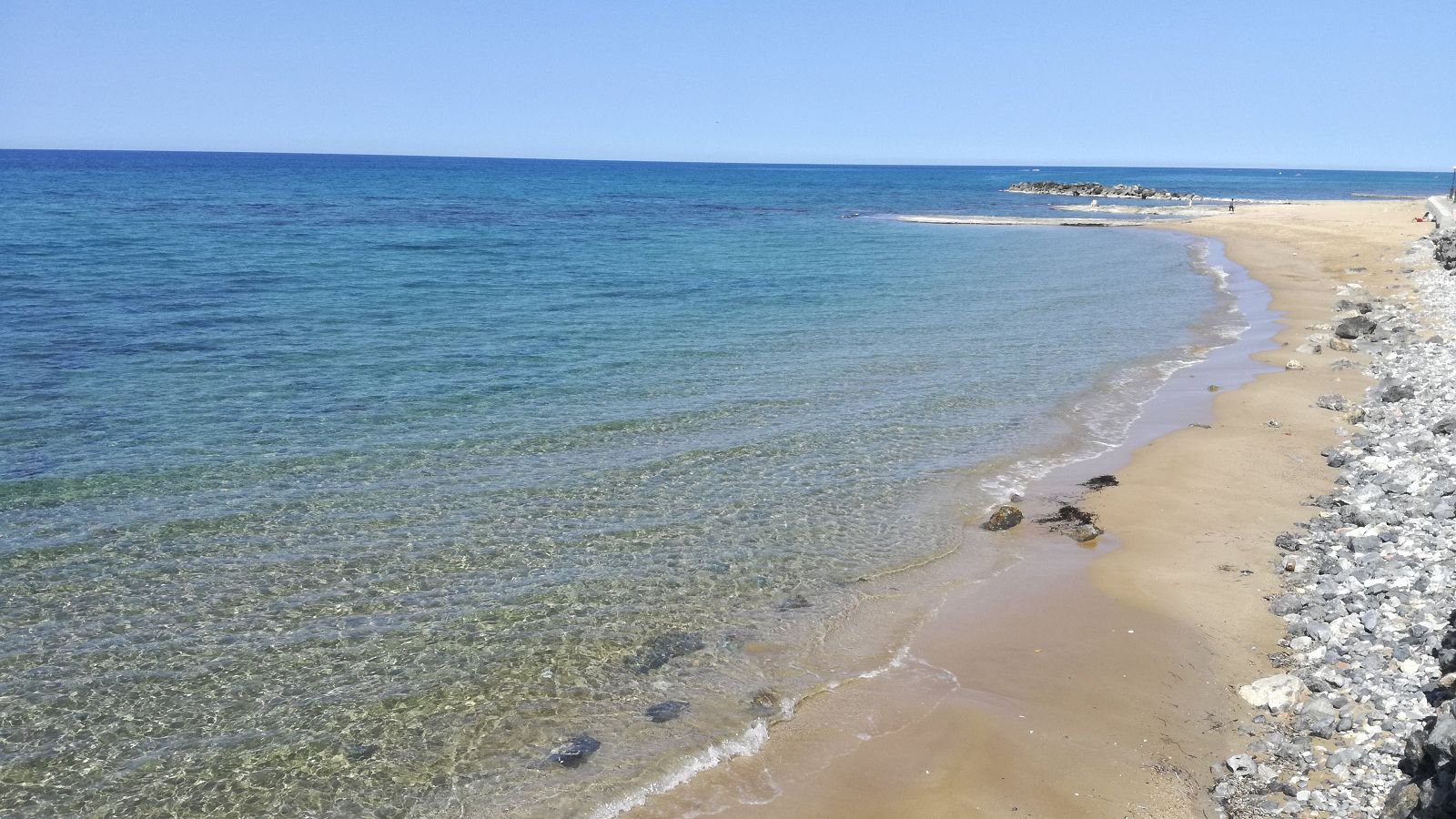 Hotel Almare Beach